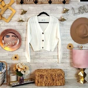 Hollister Carnigan Cream Soft never worn, Size M